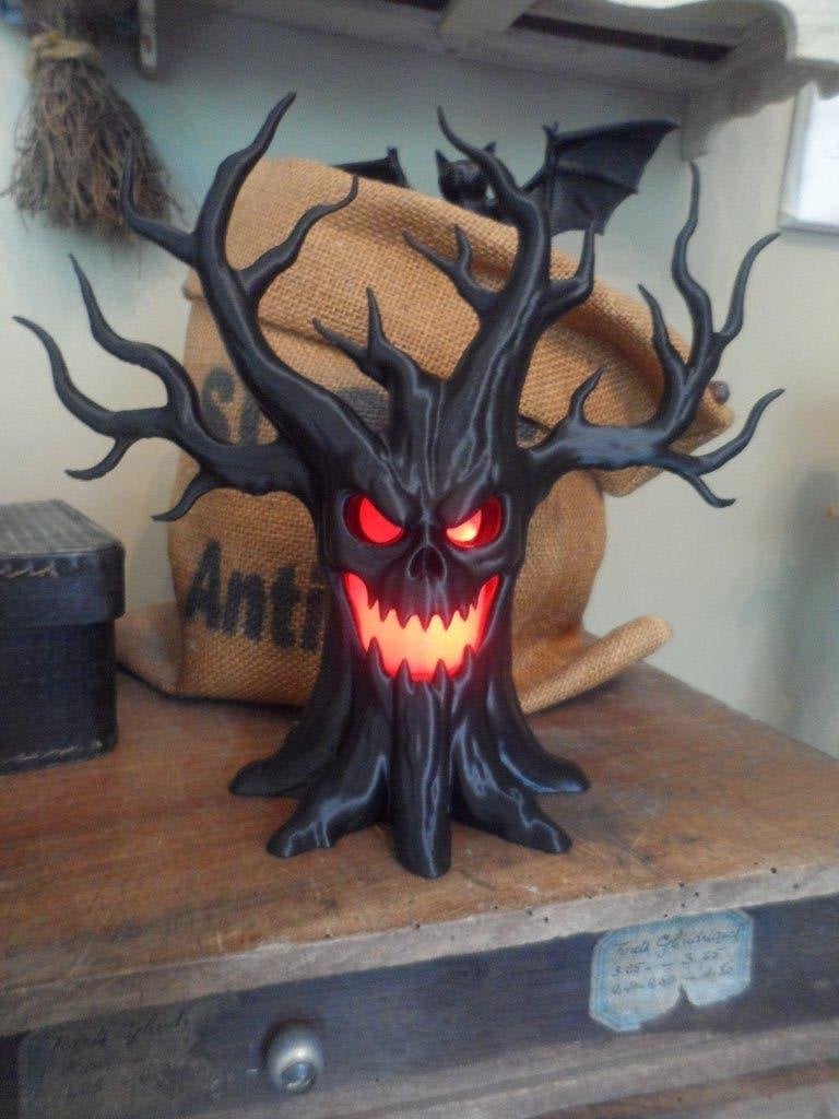 arbre terrifiant halloween, Tous les âges, Enlèvement, Comme neuf, Monstres