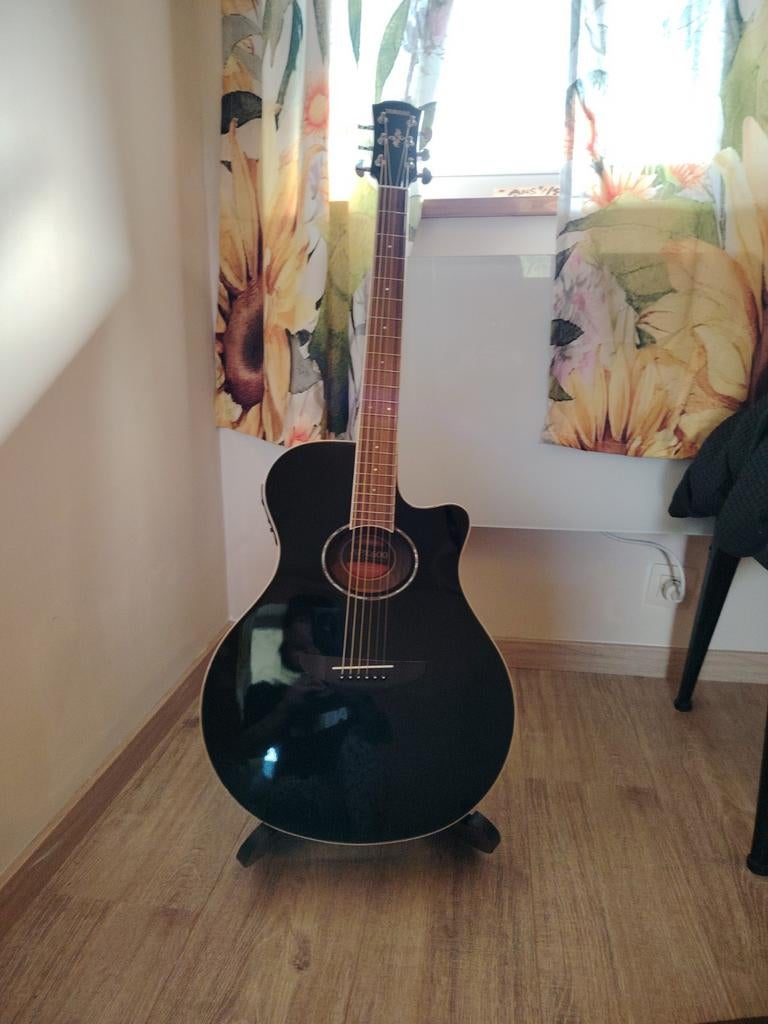 Guitare Yamaha Électro acoustique apx600 neuve, Ophalen