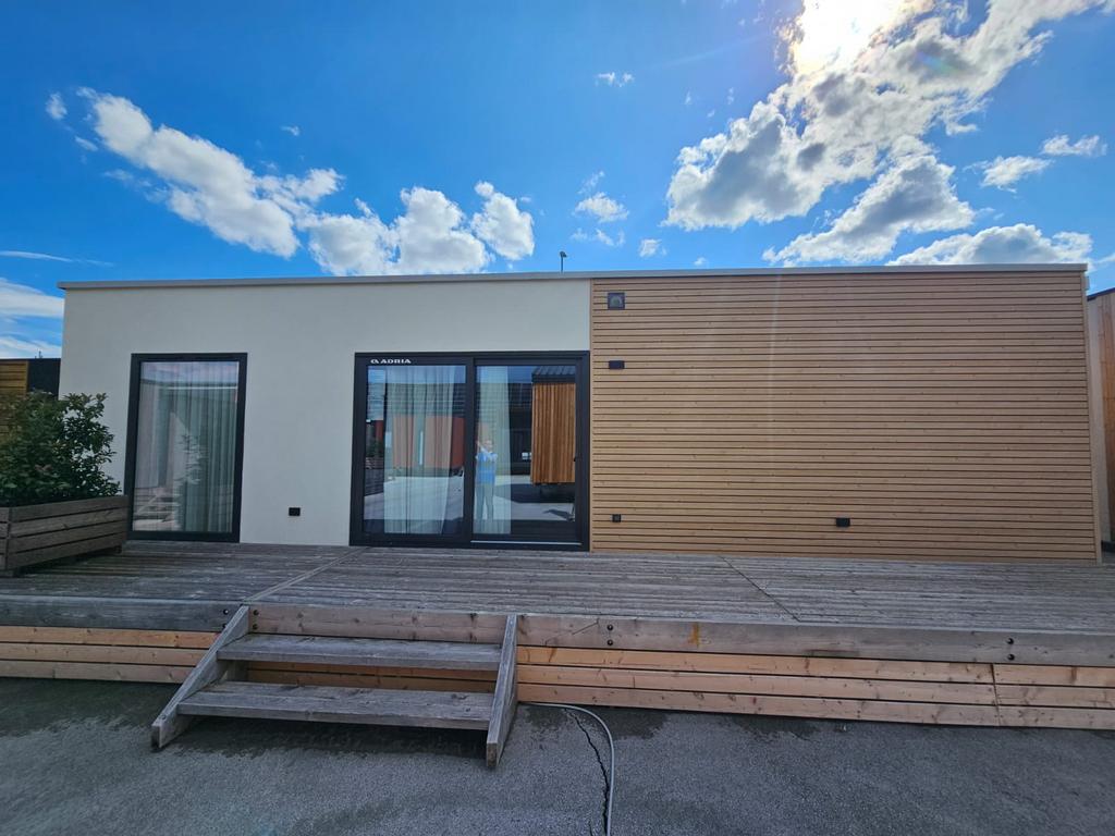 Nieuwste mobile homes (Airco-DG-Elec verwarming), Caravans en Kamperen, Stacaravans, Meer dan 6