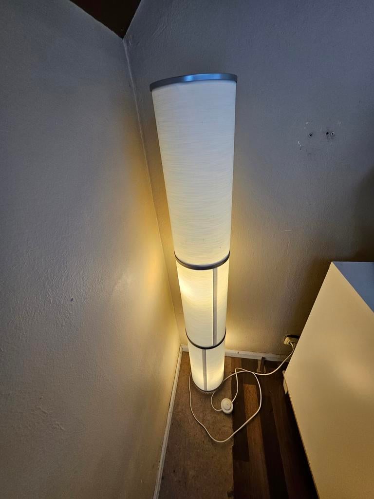 Ikea vloerlamp, Huis en Inrichting, Lampen | Wandlampen, Ophalen