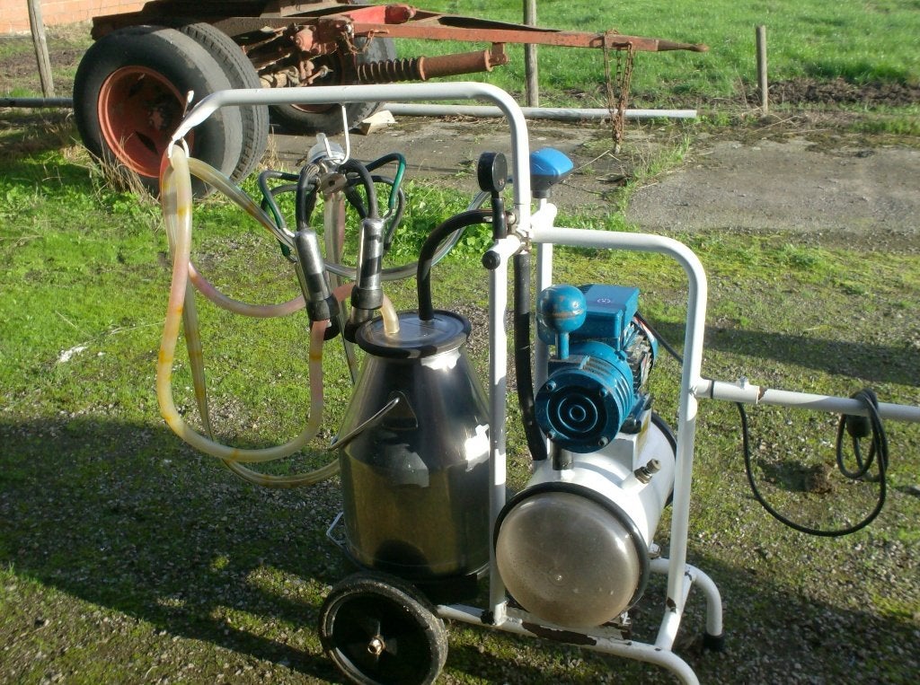 MOBIELE MINIMELKER, Ophalen, Veehouderij, Melktechniek