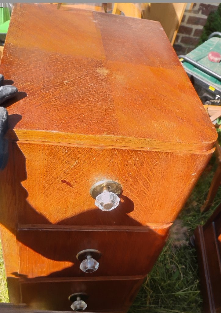 Petit dressoir boit gratuit, Maison & Meubles, Armoires | Dressoirs, Enlèvement, Utilisé