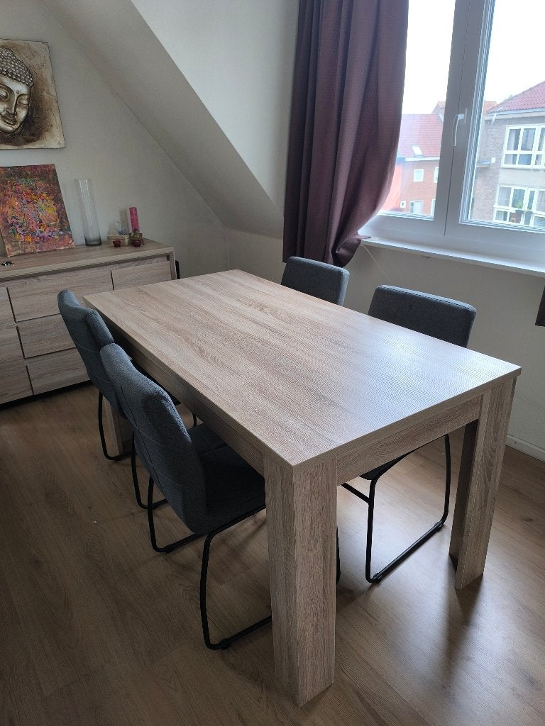 Eettafel + 4 stoelen, Ophalen, Gebruikt, 50 tot 100 cm, 150 tot 200 cm