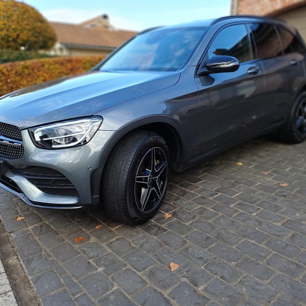 Mercedes glc 300 amg, Automaat, Adaptive Cruise Control, Leder en Stof, GLC