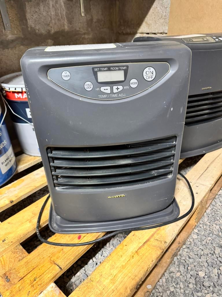 Poêle à pétrole électronique INVERTER 3016 – 3000W, Bricolage & Construction, Chauffage & Radiateurs, Utilisé, Enlèvement