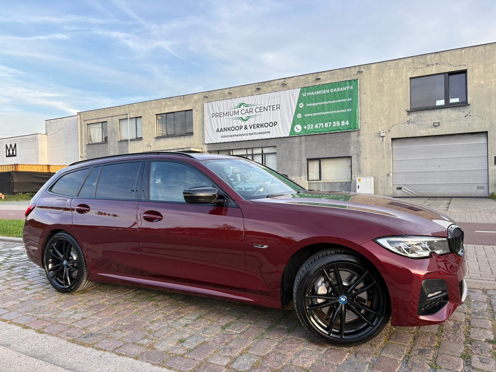 Bmw 330e |12 M Garantie | M-Pakket | 99 Dkm | 2022 | Hybride, Automaat, Lederen bekleding, 750 kg, Leder en Alcantara