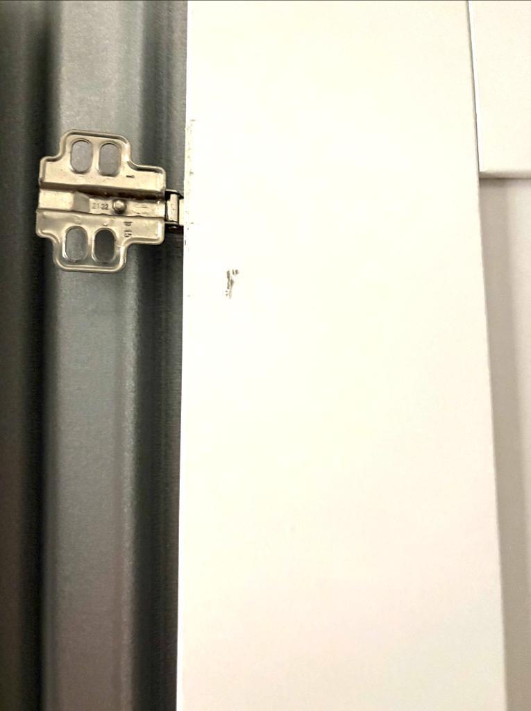 Wardrobe, Huis en Inrichting, Kasten | Kleerkasten, Ophalen, Gebruikt