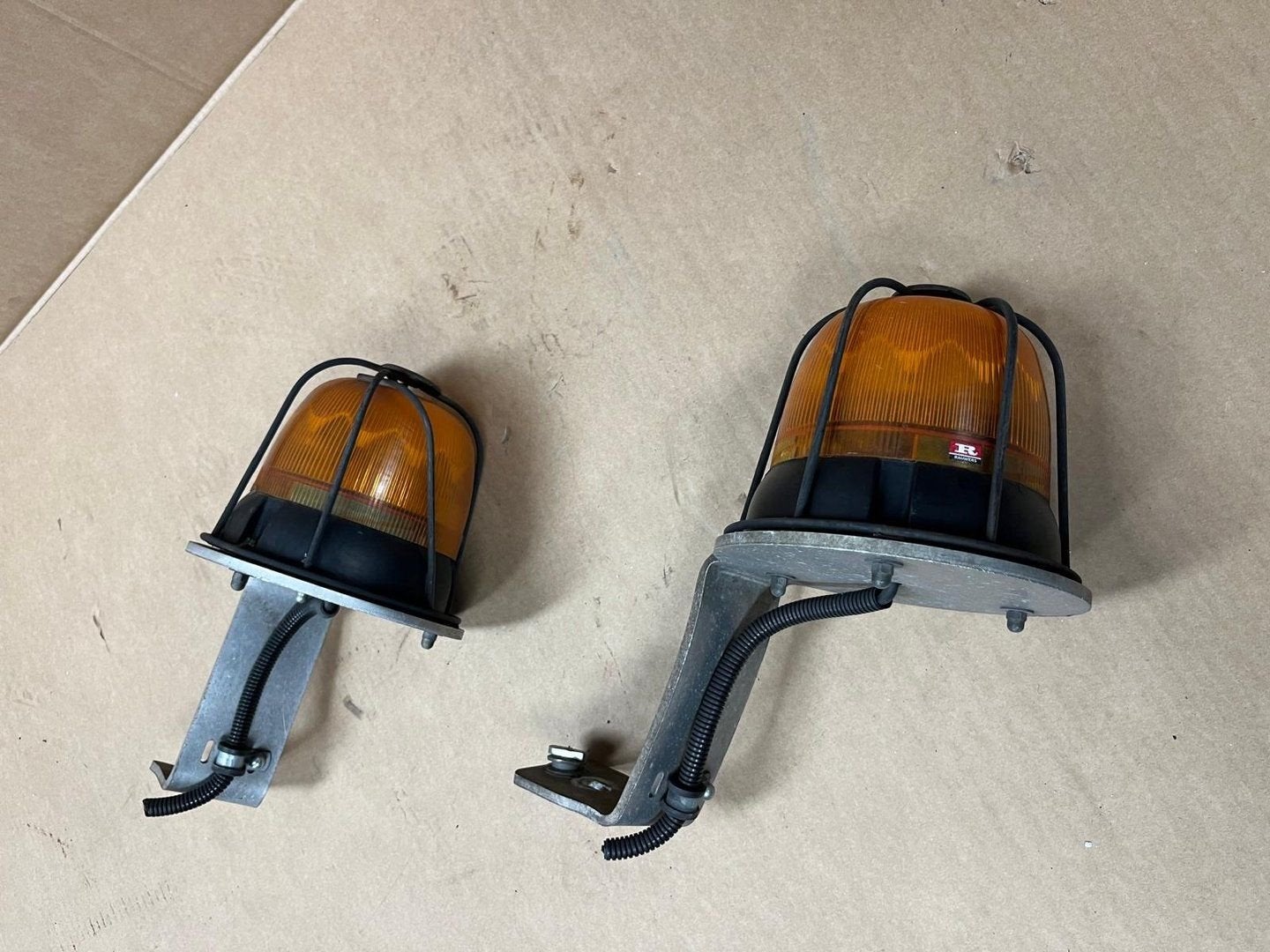 Professioneel zwaailicht/flitslamp oranje met beugel van het, Gebruikt, -, -, Ophalen of Verzenden