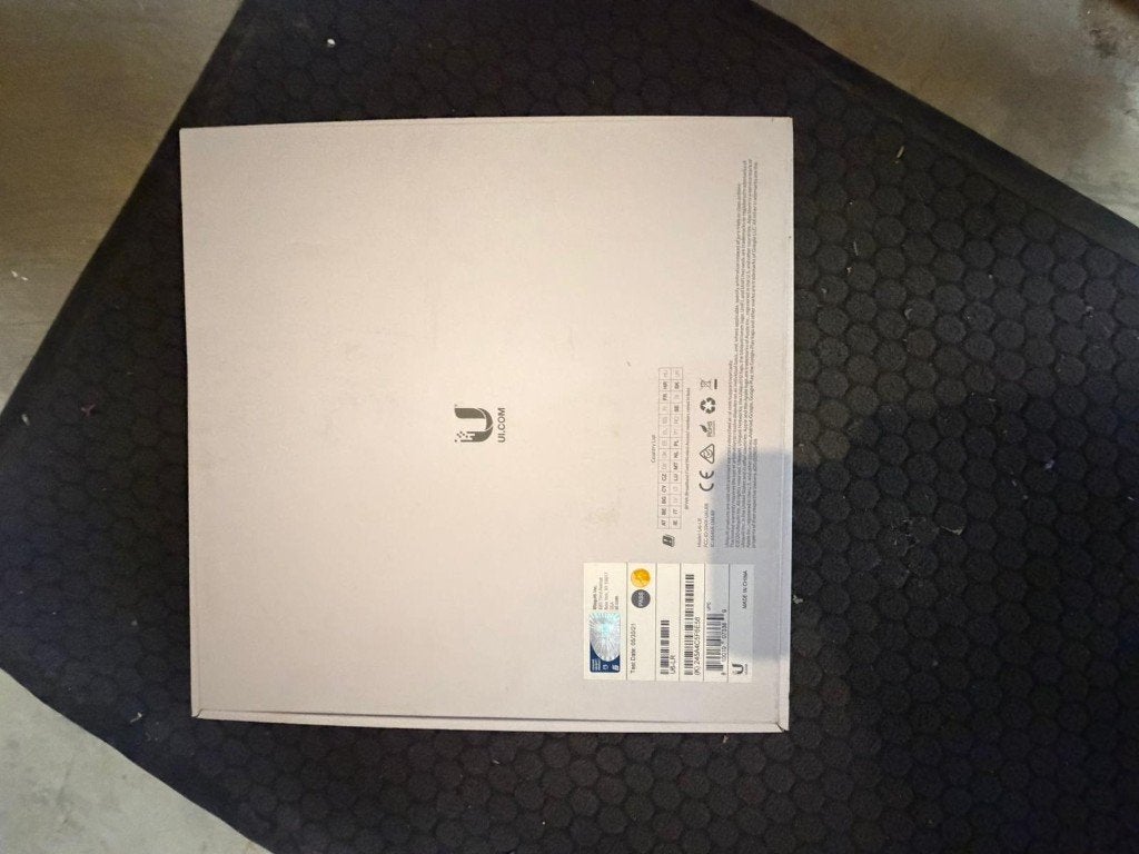 UniFi U6-LR — WiFi 6 Long-Range Access Point, Informatique & Logiciels, Points d'accès, Utilisé, Enlèvement ou Envoi