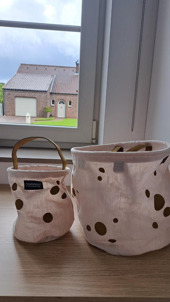 Twee opbergzakken Roommate, Ophalen
