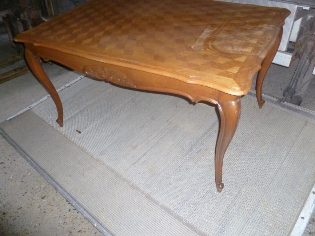 LOUIS XV TAFEL, Enlèvement