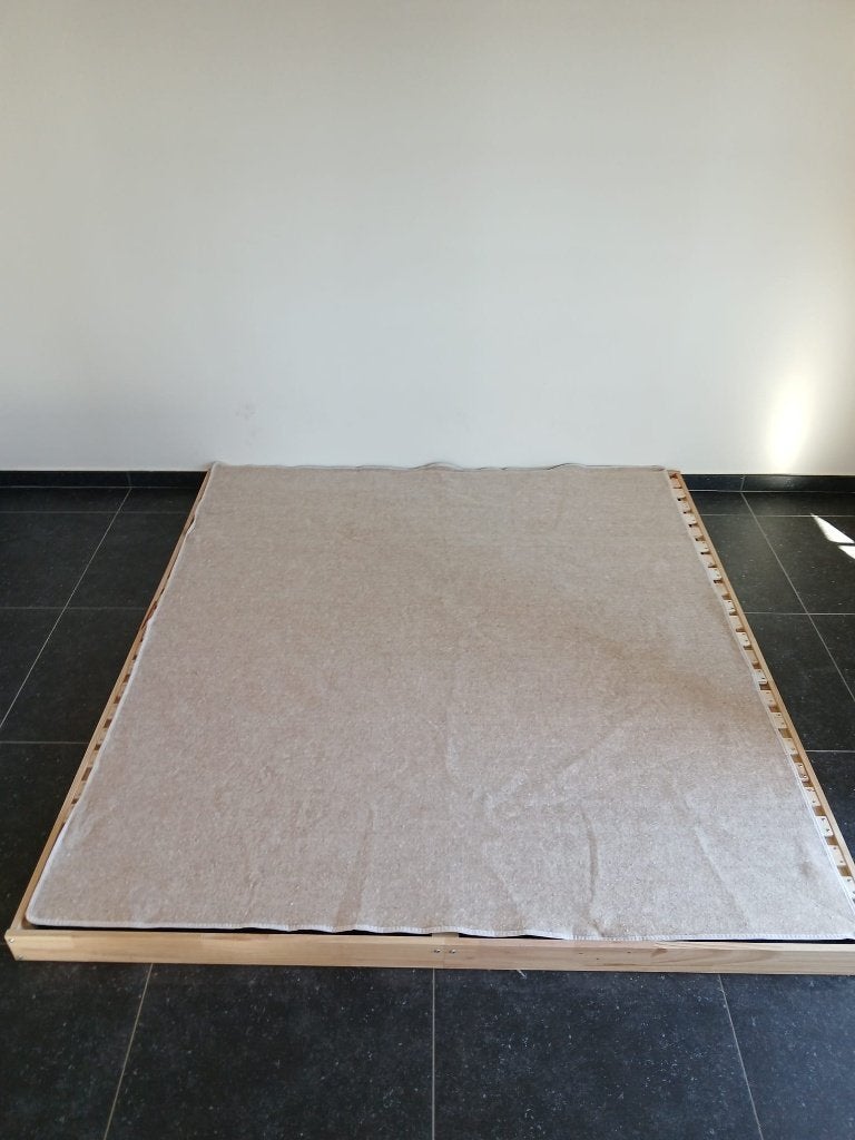 Bedframe massief grenenhout, Ophalen, Beige, Tweepersoons, Zo goed als nieuw
