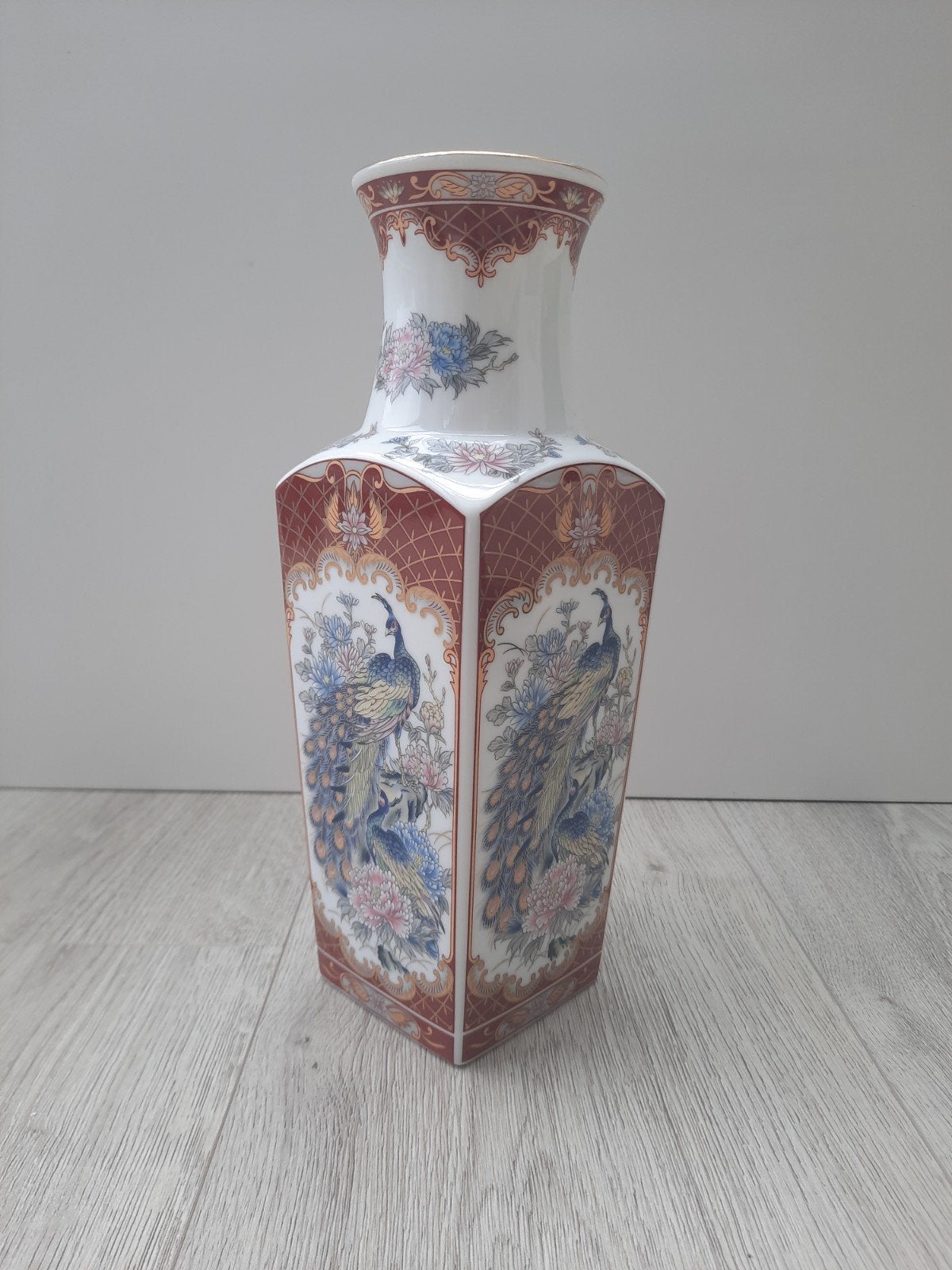 Vintage Japanse Porseleinen Vaas met Pauw – 25 cm, Ophalen of Verzenden
