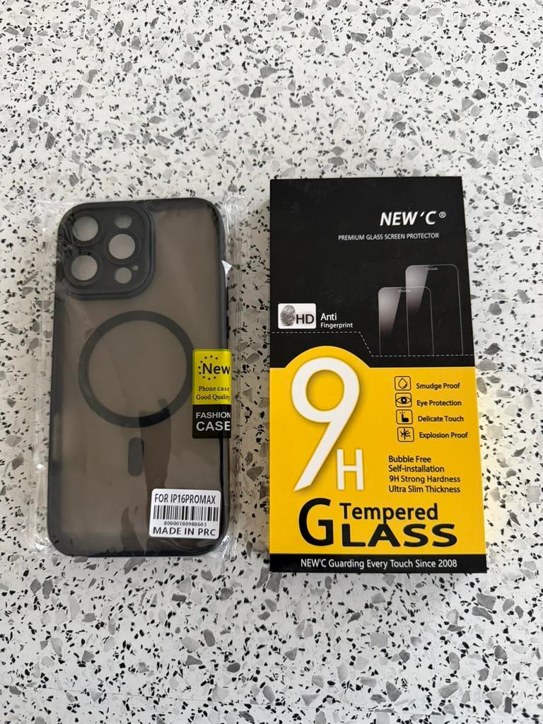 Coque MagSafe + protection écran  iPhone 16 Pro Max, Enlèvement, Comme neuf, MagSafe, IPhone 16
