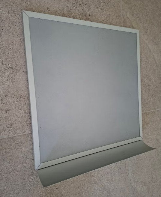Magneetbord / whiteboard : 44cm x 44cm, Huis en Inrichting, Ophalen of Verzenden, Gebruikt, Magneetbord