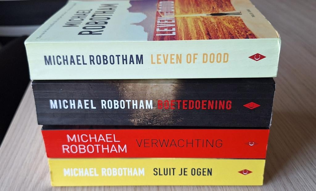 MICHAEL ROBOTHAM: 4 spannende thrillers., Enlèvement ou Envoi, Utilisé, MICHAEL ROBOTHAM
