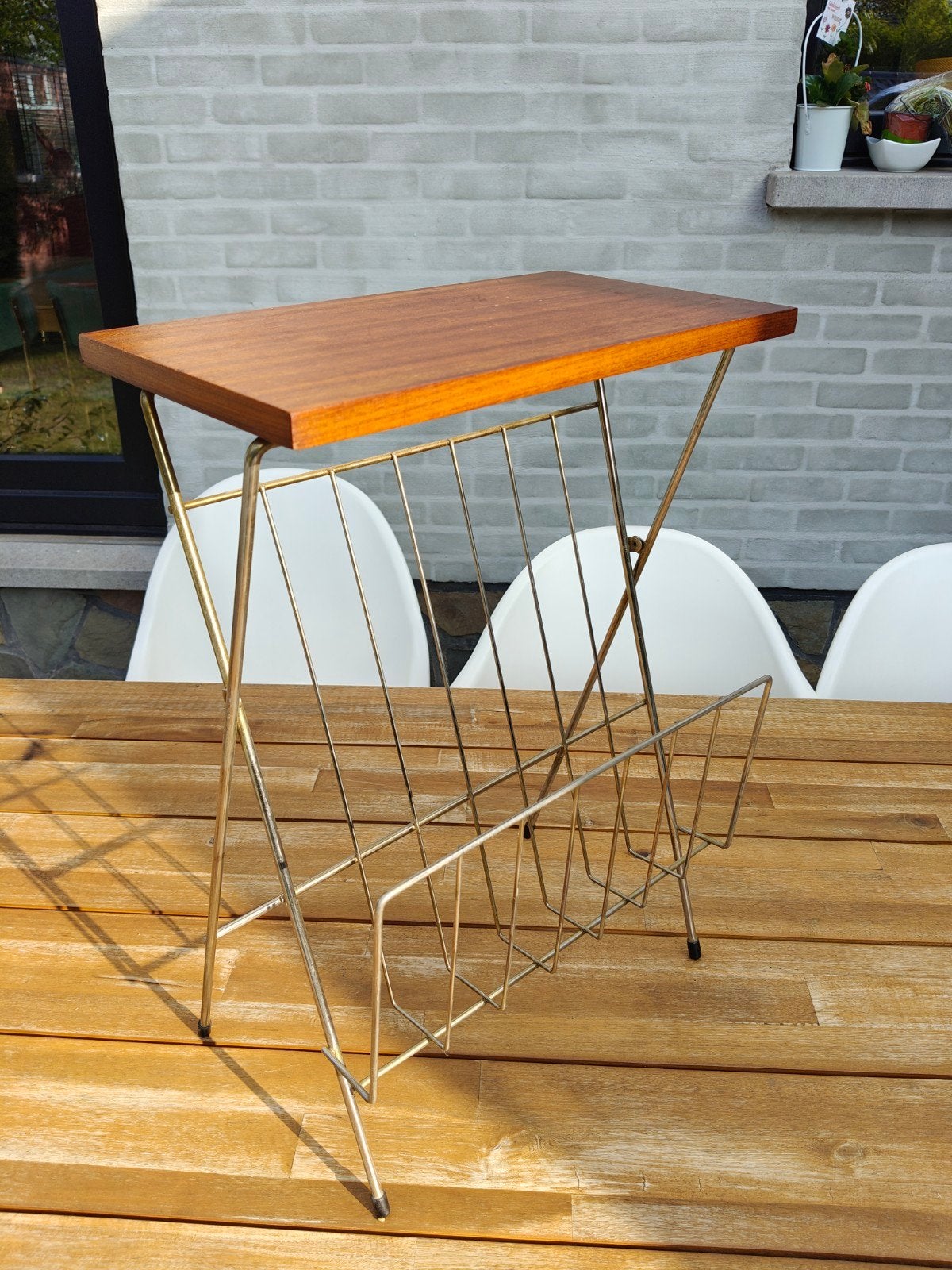 vintage krantenhouder, Ophalen