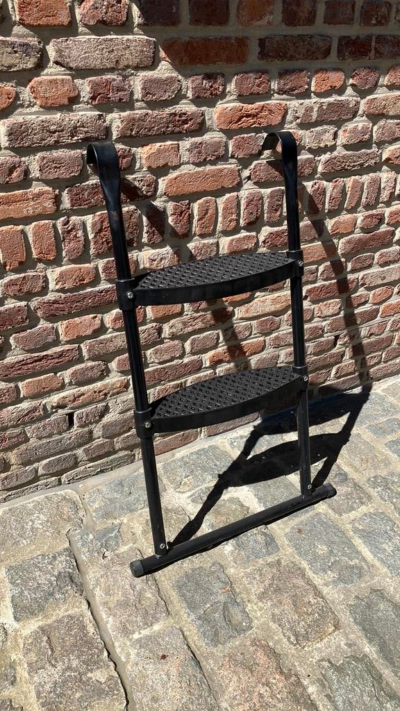 Trapje trampoline, Fietsen en Brommers, Ophalen, Zo goed als nieuw