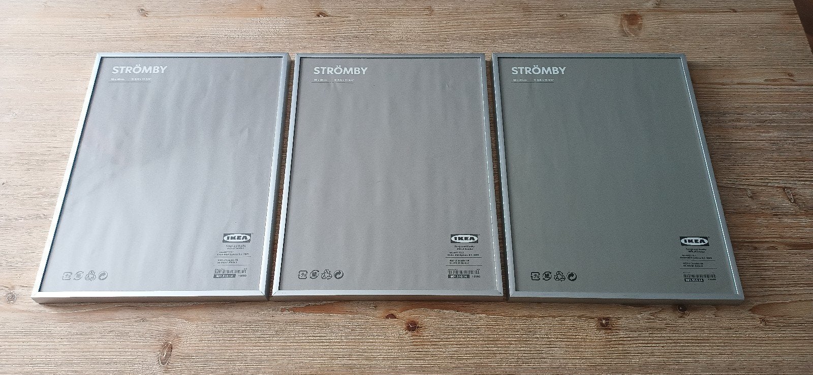 Cadres 30x40cm, Avec verre, Argent, Enlèvement, Métal