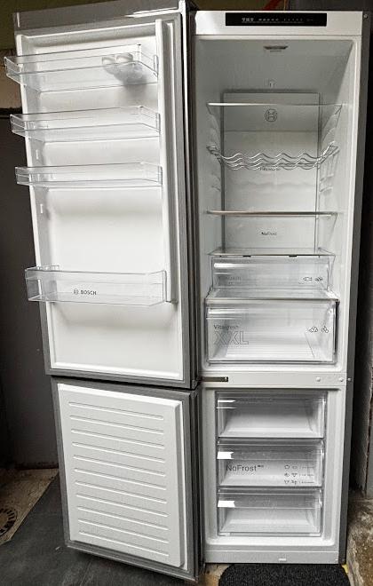 Réfrigérateur-congélateur Bosch Serie 4, Electroménager, Avec compartiment congélateur, 160 cm ou plus, Enlèvement, Utilisé