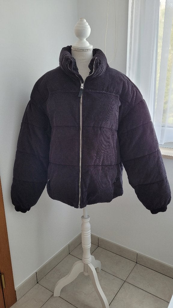 blouson dame taille S Bershka, Vêtements | Femmes, Vestes | Hiver, Enlèvement ou Envoi, Taille 36 (S), Noir, Comme neuf