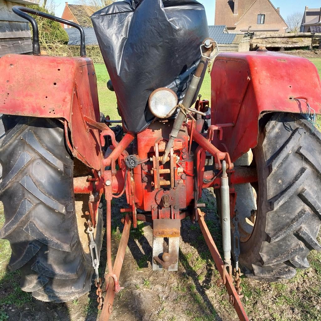 Tractor Mc Cormick D-439 / ZONDER PAPIEREN, Ophalen, McCormick