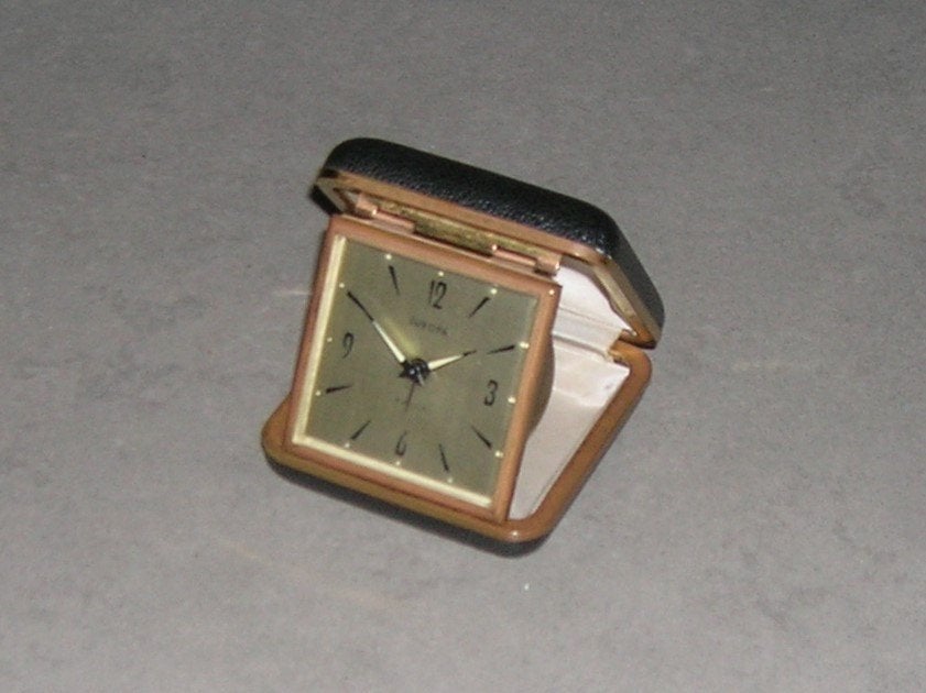 Vintage reiswekker, Antiek en Kunst, Antiek | Klokken, Ophalen