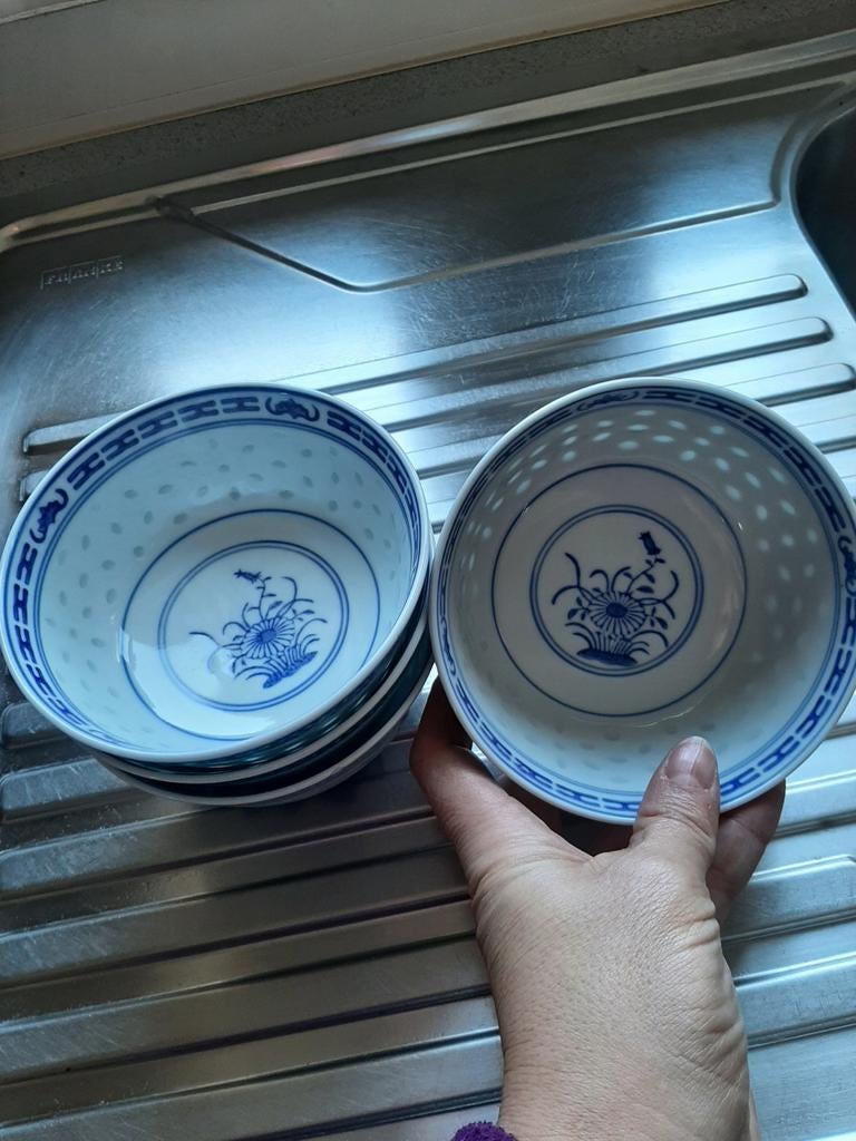 Set de 5 bols vintage en porcelaine bleue — Asiatique, Enlèvement ou Envoi, Porcelaine