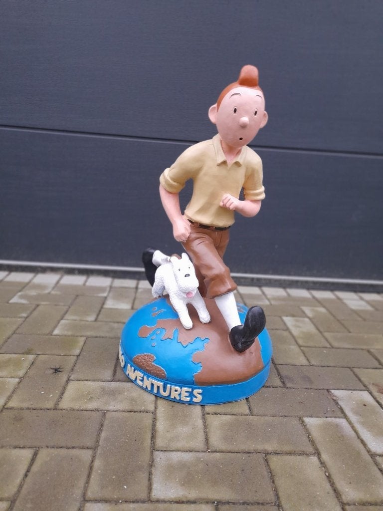 kuifje op wereldbol.  82cm., Verzamelen, Ophalen, Nieuw