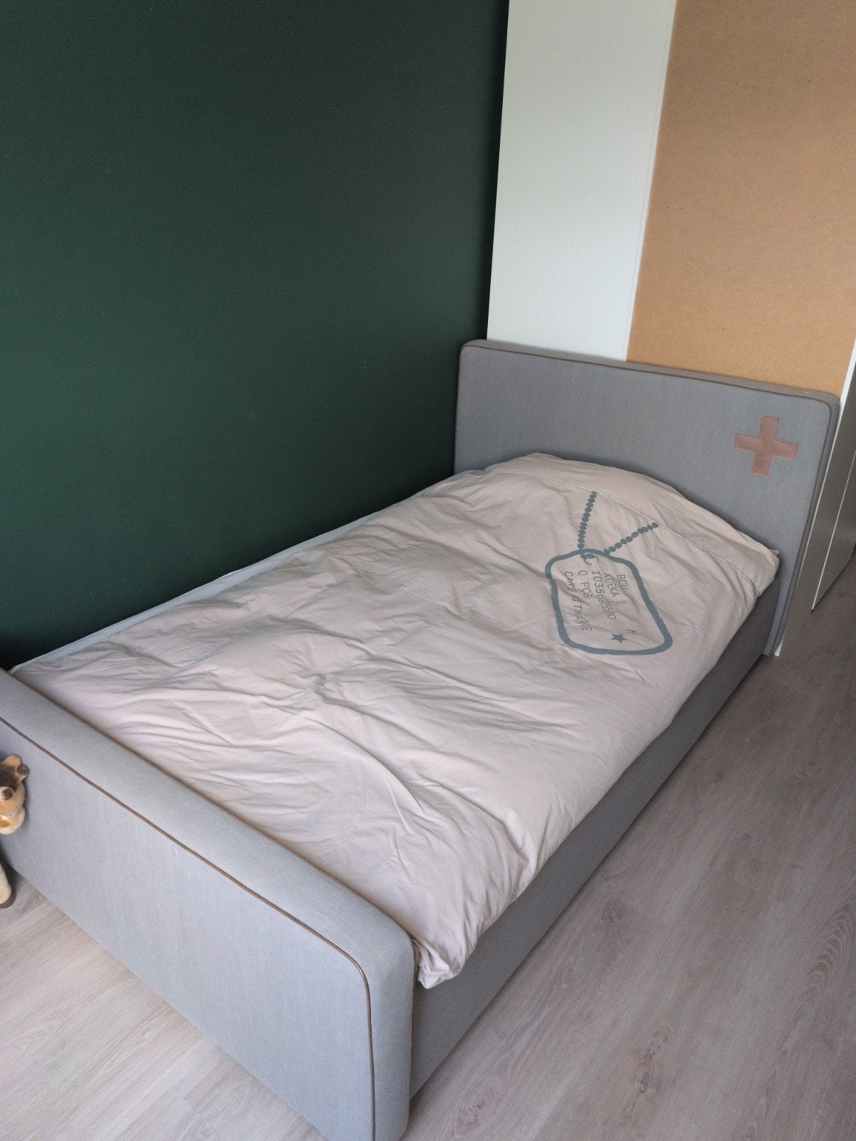1 persoons bed, Huis en Inrichting, Slaapkamer | Bedden, Ophalen