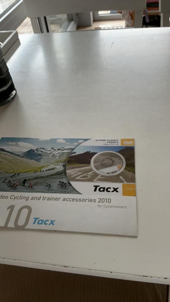 Tacx fietstrainer, met voorwielsteun., Ophalen, Zo goed als nieuw