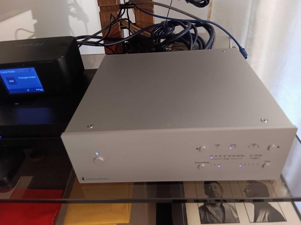 Pro-Ject DAC Box DS2 D/A-converter met ultrahoge resolutie, Audio, Tv en Foto, Ophalen, Zo goed als nieuw