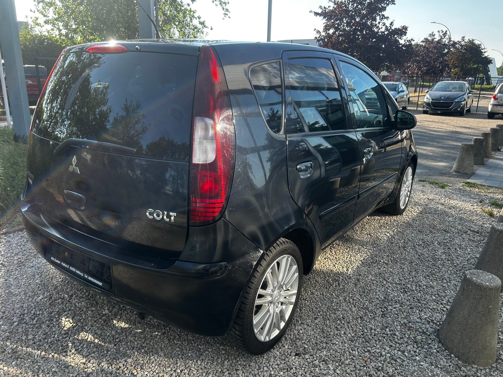 Mitsubishi colt benzine gekeurd voor verkoop, Auto's, Mitsubishi, Voorwielaandrijving, Testrit aan huis, Stof, Zwart