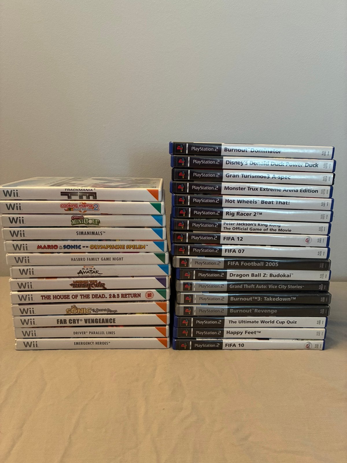 30 games WII + ps2, disc en boekje telkens aanwezig, Ophalen, Zo goed als nieuw, Overige genres