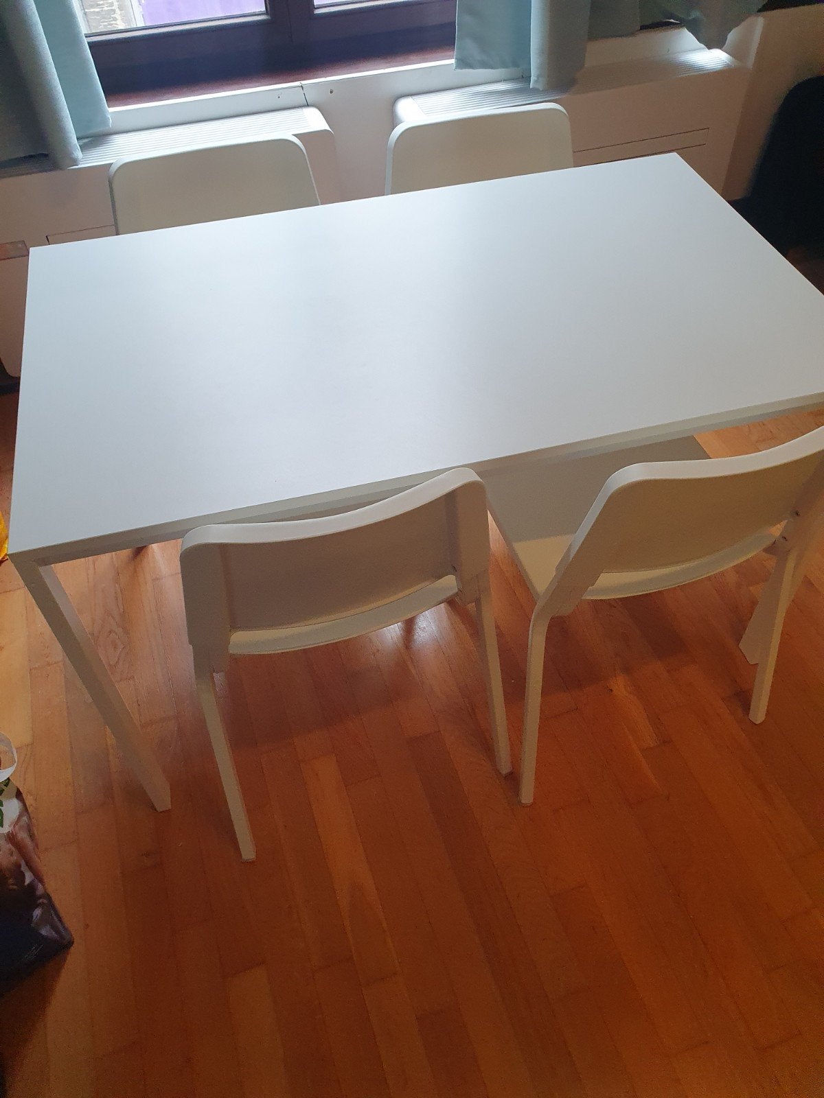 IKEA melltorp tafel + 4 stoelen, Ophalen, Zo goed als nieuw