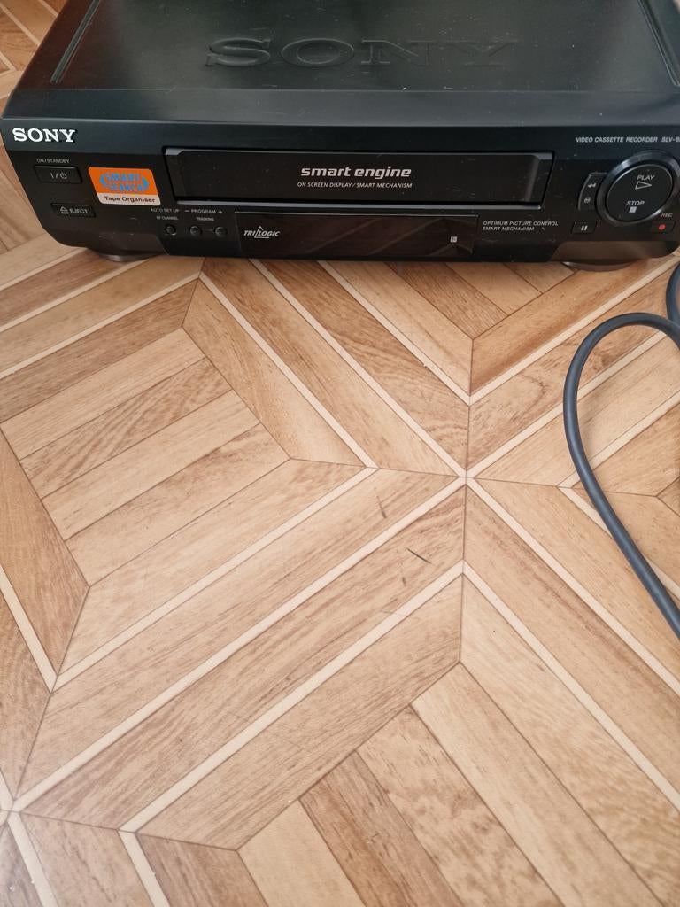 Sony SLV-SE100 – Magnétoscope VHS Sony Smart Engine, TV, Hi-fi & Vidéo, Lecteurs vidéo
