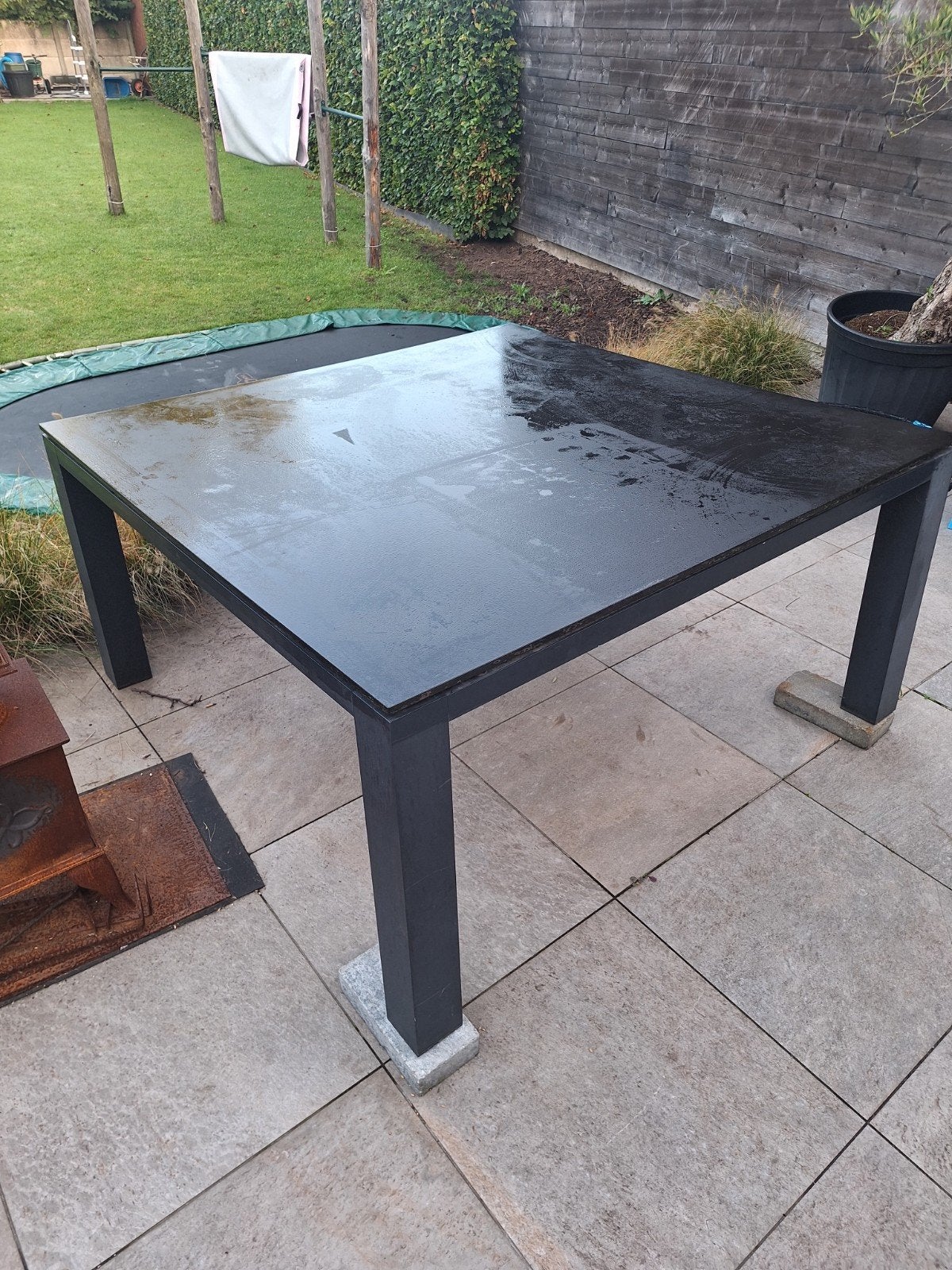 degelijke tafel met 8 stoelen, Tuin en Terras, Ophalen, Gebruikt, Vierkant
