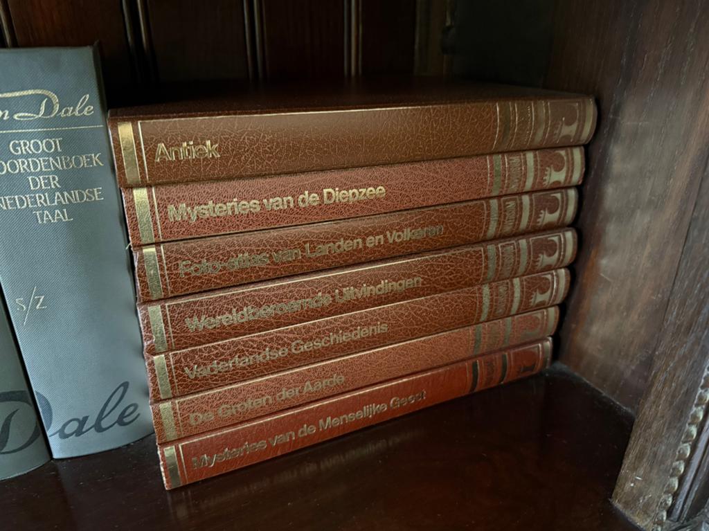 Encyclopedieën Lekturama., Boeken, Encyclopedieën, Ophalen, Gelezen
