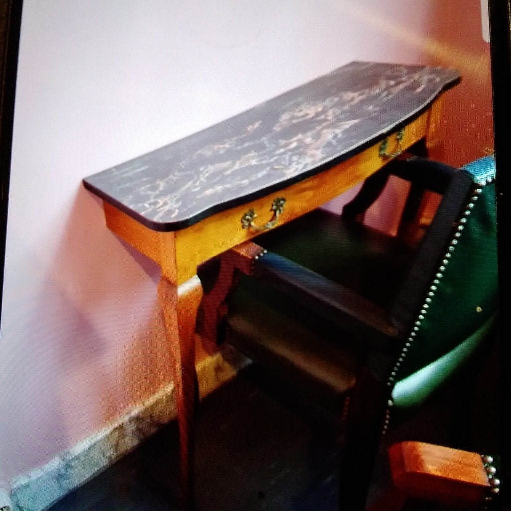2 anciennes tables murales/tables de coiffure, Enlèvement