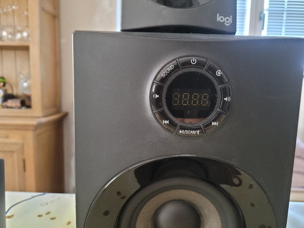 Logitech Z607 – Système home cinéma 5.1 Bluetooth, Audio, Tv en Foto, Home Cinema-sets, Ophalen, Zo goed als nieuw