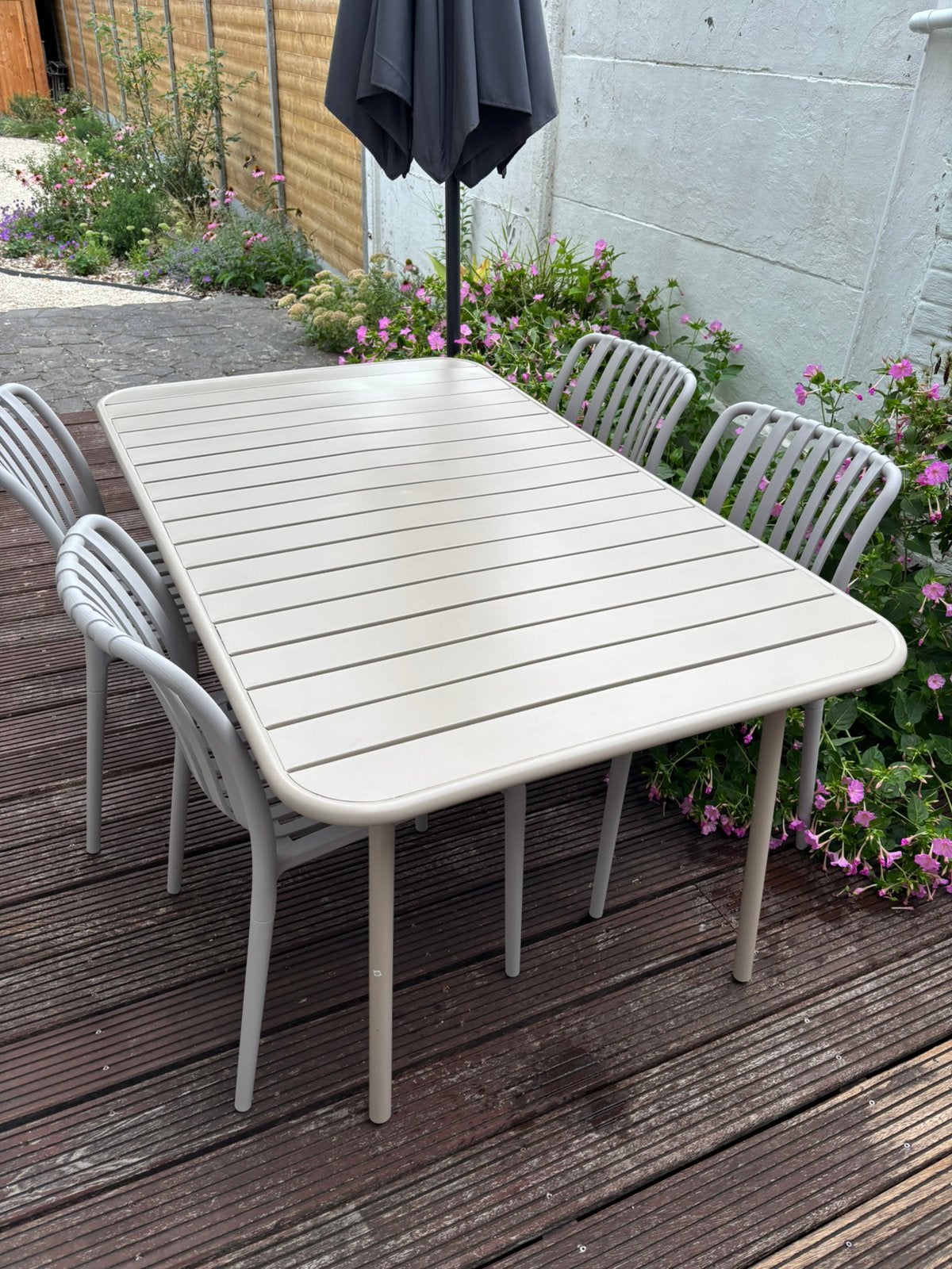Metalen tafel taupe - NIEUW, Ophalen, Nieuw