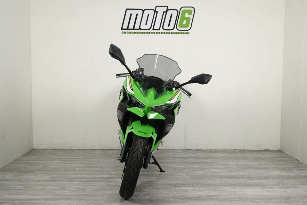 Démonstration des performances de la Kawasaki Ninja 500, Motos, Motos | Kawasaki, ABS, Tourisme, Entreprise, Occasion
