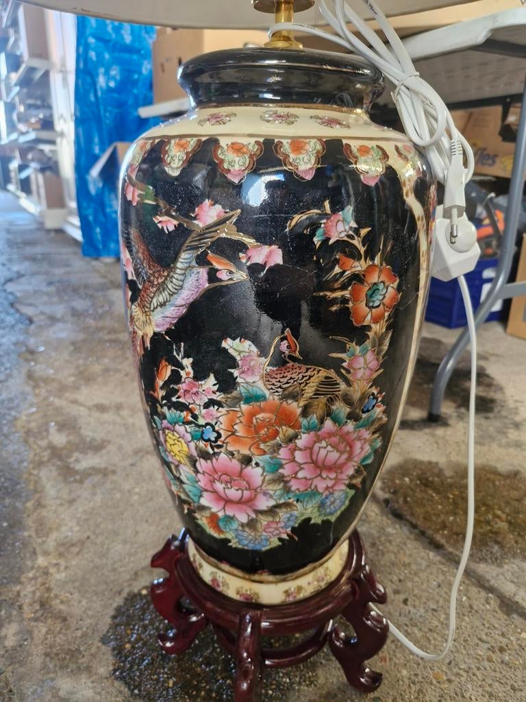 Lampe en porcelaine avec variateur, Enlèvement