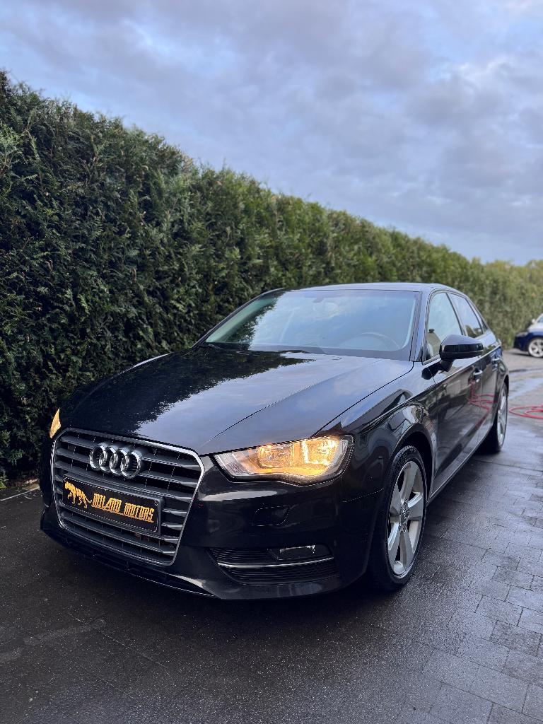 Audi A3 1.2TFSI 2015, Auto's, Voorwielaandrijving, Stof, 4 cilinders, Bedrijf