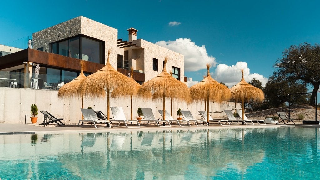Location de Villas en Espagne & Ibiza, 1 à 11 chambres, Piscine, Mer