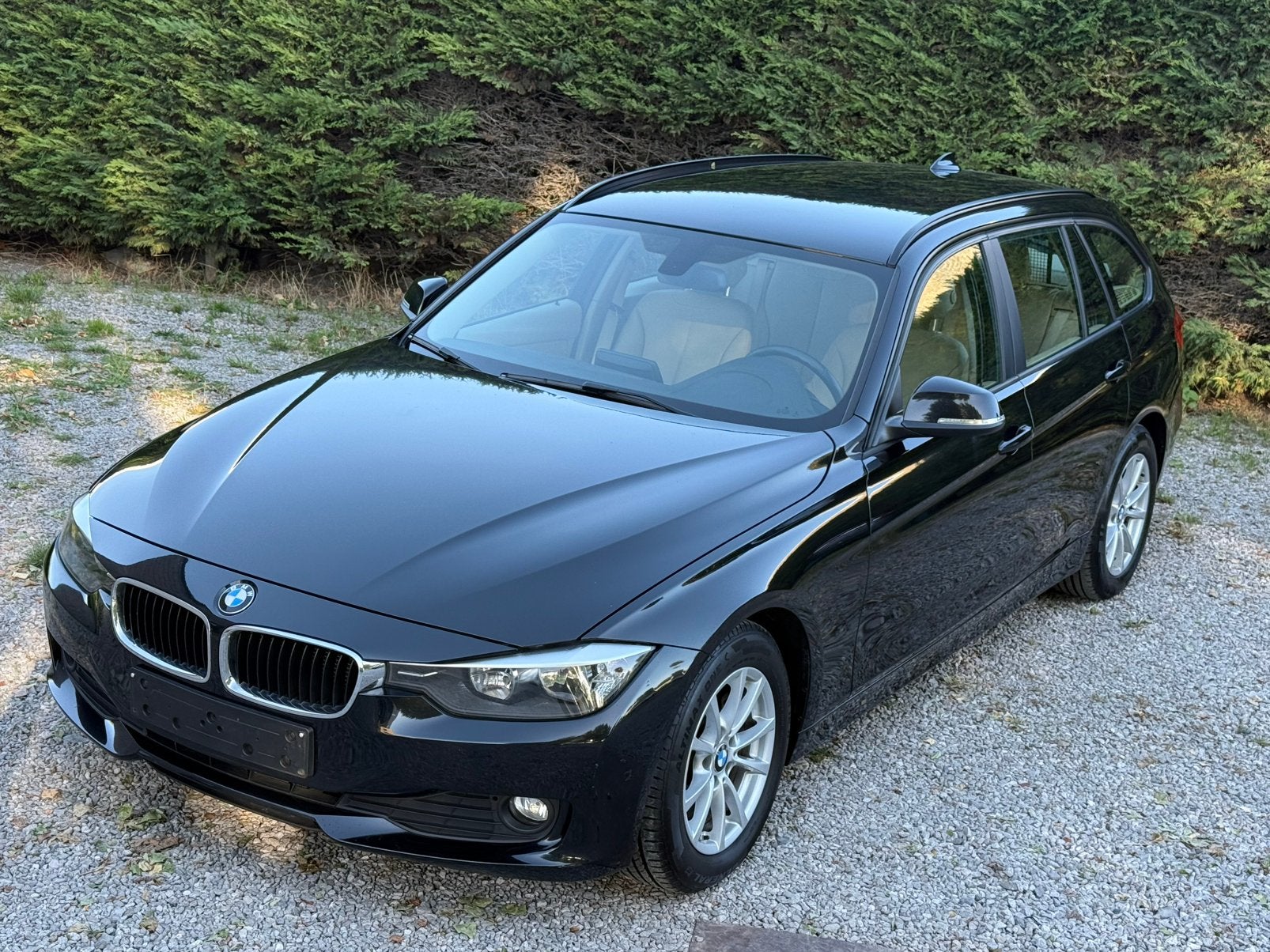 BMW 316D Touring Édition de luxe, Autos, Euro 5, Achat, Entreprise, Entretenue par le concessionnaire