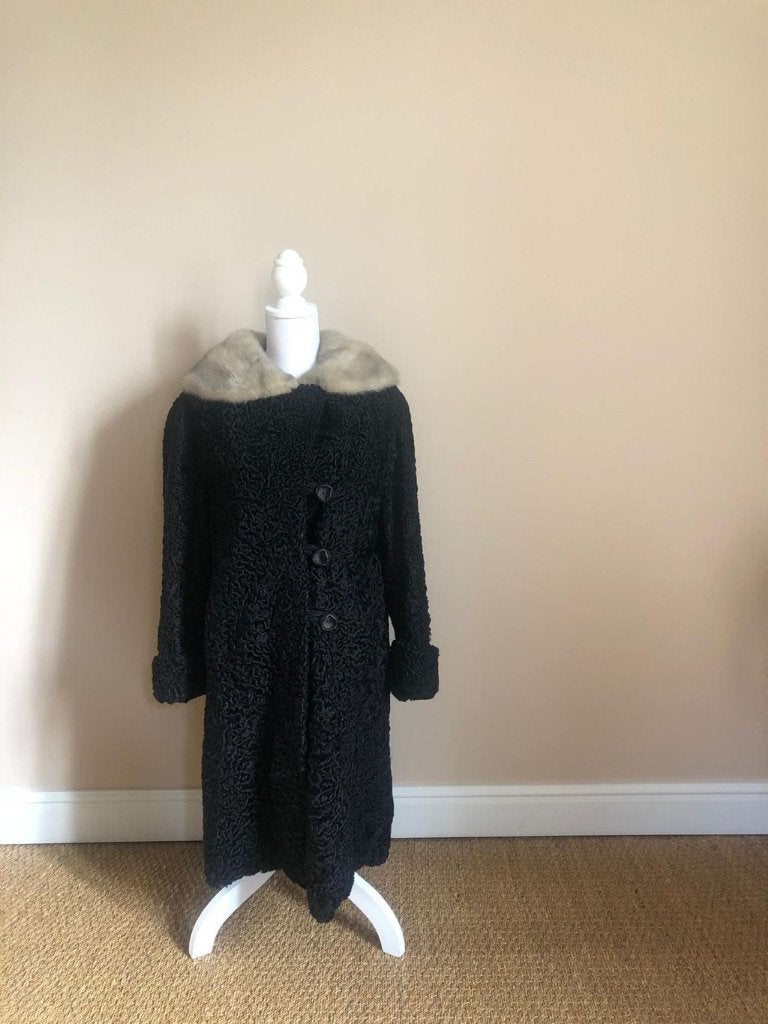 Vintage bontjas, Kleding | Dames, Ophalen of Verzenden, Gedragen, Maat 42/44 (L), Zwart