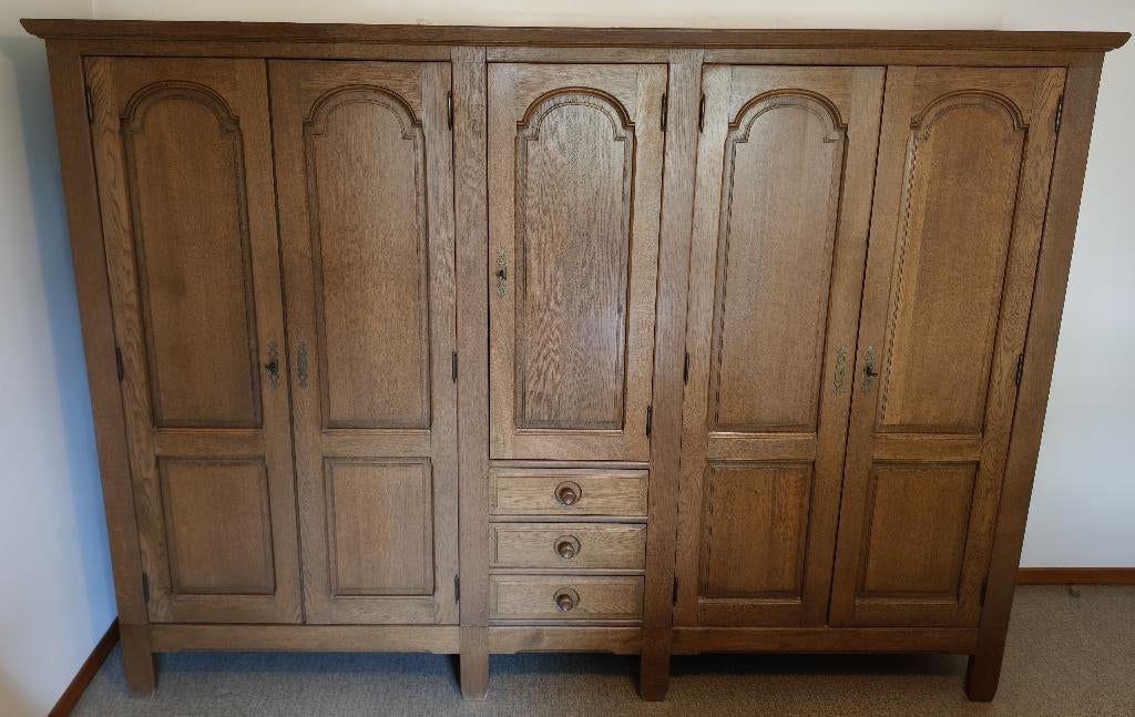 Massief eiken kleerkast (5-deurs met laden), Antiek en Kunst, Ophalen