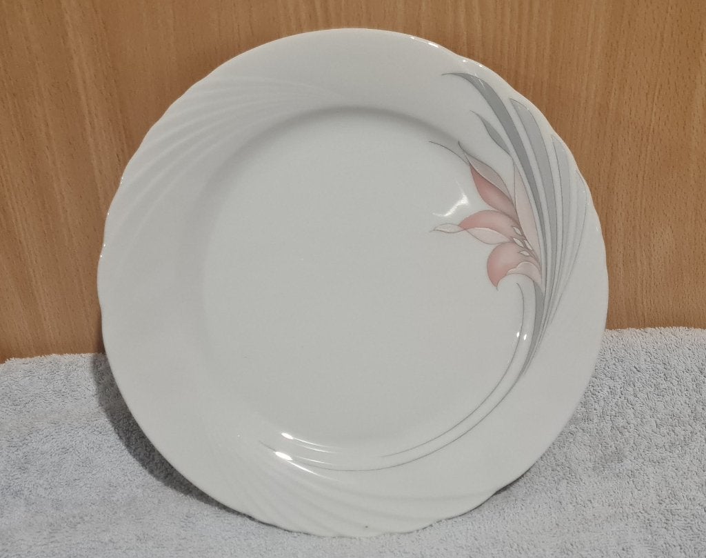 Wilinox porselein servies, Huis en Inrichting, Ophalen, Zo goed als nieuw, Porselein, Bord(en)