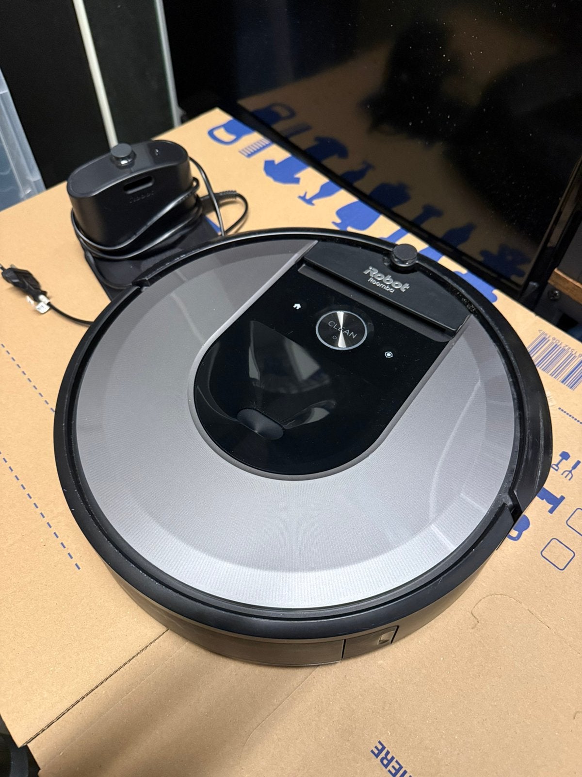 Roomba i7 robot stofzuiger, Ophalen of Verzenden, Zo goed als nieuw, Robotstofzuiger